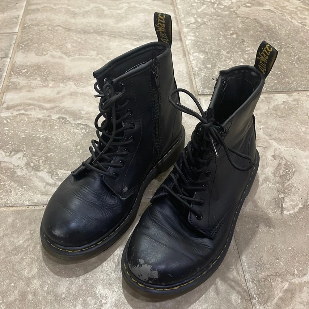 Dr Martens Junior 1460‎ softy T leather lace up boots sz 3